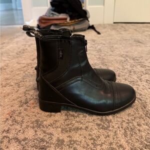 Youth SAXON Paddock Boots Size US 5.5